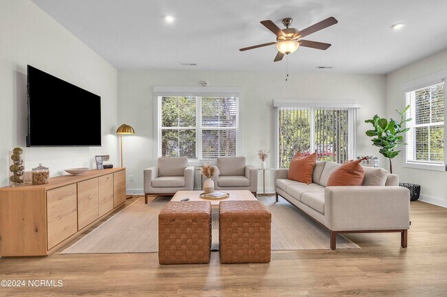 Building Photo - 6244 Beckington Dr