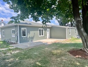 Building Photo - 121 N 46th St