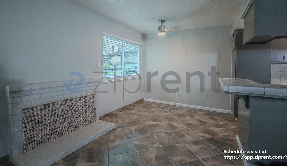 Building Photo - 4145 Apostolo Cir