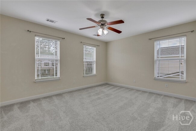 Building Photo - 130 Magnolia Dr