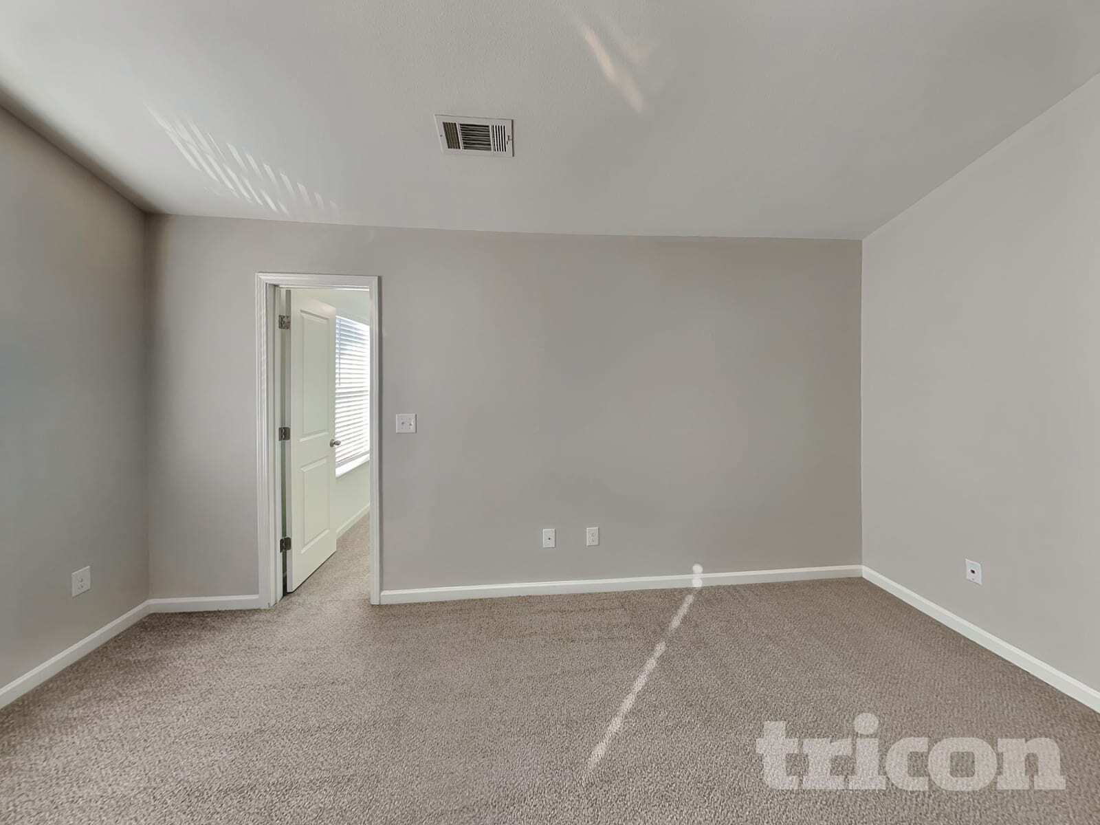 Building Photo - 2640 Cider Ridge Rd