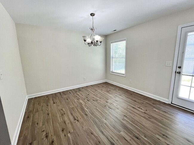 Building Photo - 3Bedroom Avail in Carolina Plantation!