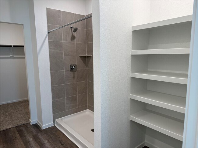 Building Photo - 23548 Skyward Ln