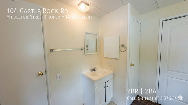 Building Photo - 104 Castle Rock Rd
