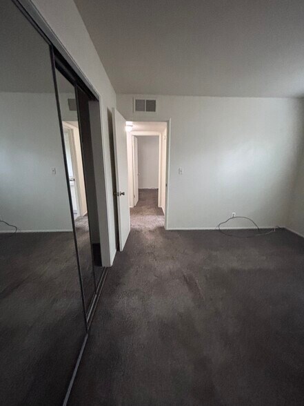 Building Photo - 139 W Lassen Ave