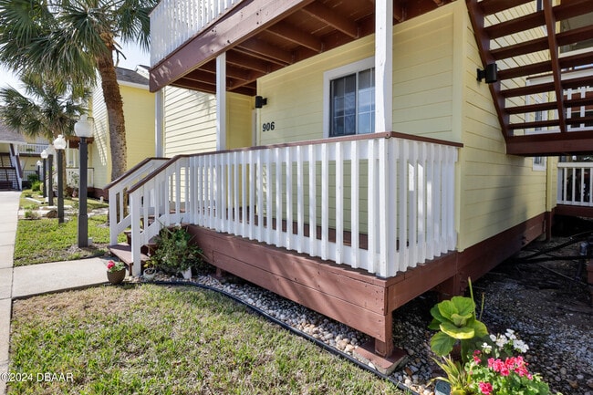 Building Photo - 906 Ocean Marina Dr