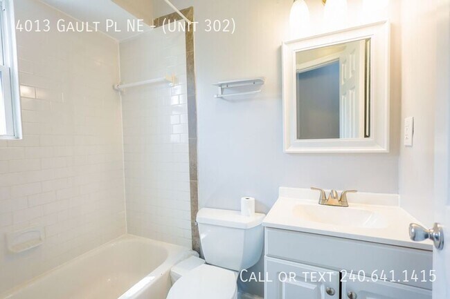 Building Photo - 4013 Gault Pl NE
