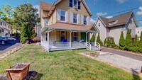 Building Photo - Bright & Spacious 1-Bedroom Apartment