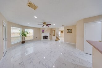 Building Photo - 6515 Autumn Thistle Dr