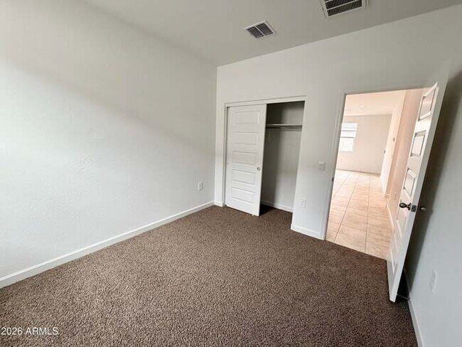 Building Photo - Beautiful 3-bedroom, 2-bath home in Entrada Del Oro (Newer DR Horton Home)!