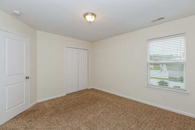 Building Photo - 7911 Hereford St