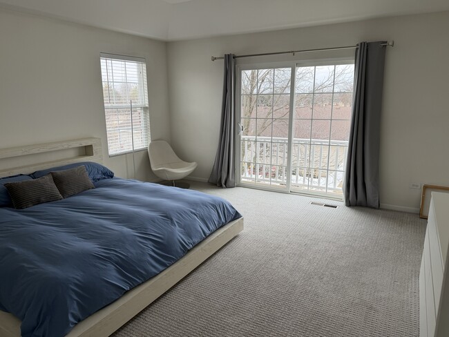 Building Photo - 4194 Royal Mews Cir