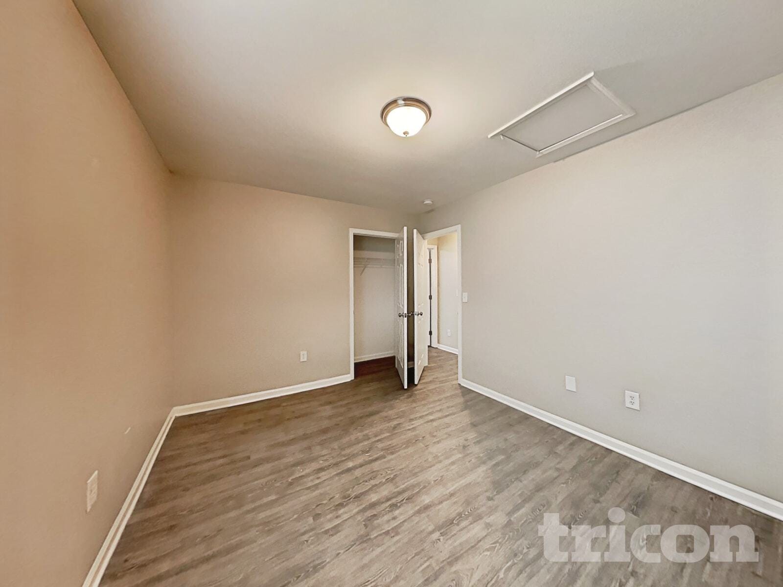 Building Photo - 5213 Hildreth Court