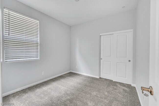 Building Photo - 2388 Bellinzona Pl