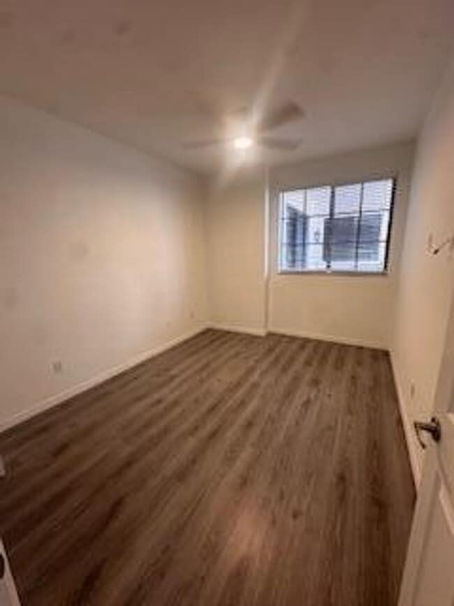 Building Photo - 233 S Federal Hwy