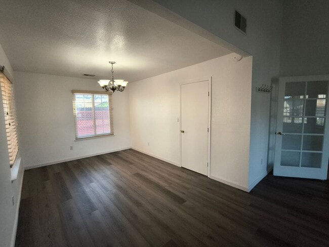 Building Photo - Beautiful and Spacious Two Story 4 Bed/3 Bath Home For Rent In Hercules!!!