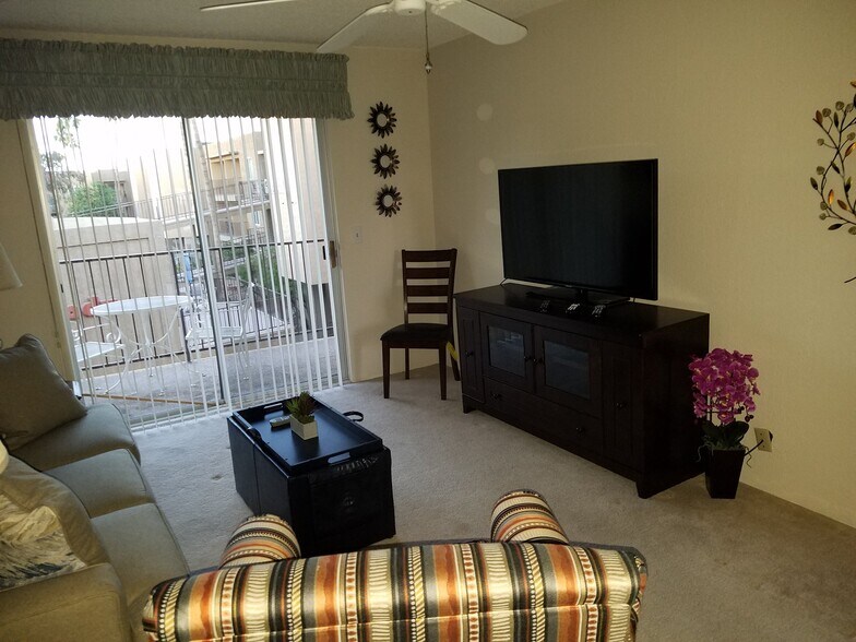 Building Photo - 276 Lake Havasu Ave