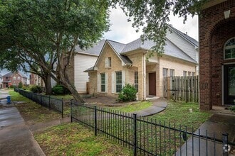 Building Photo - 7219 Crimson Sky Dr