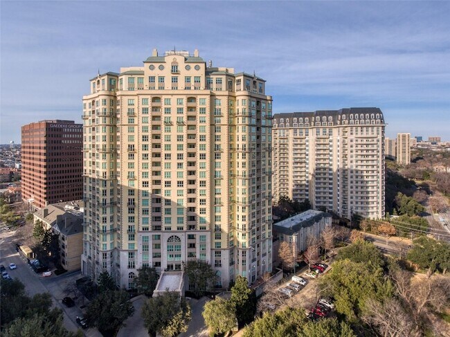 Building Photo - 3401 Lee Pkwy