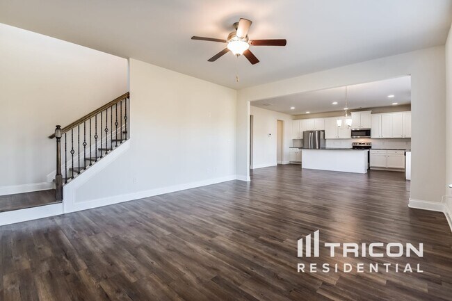 Building Photo - 4030 Bella View Ln
