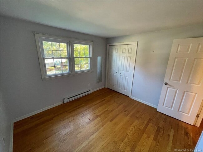 Building Photo - 85 Brentwood Dr