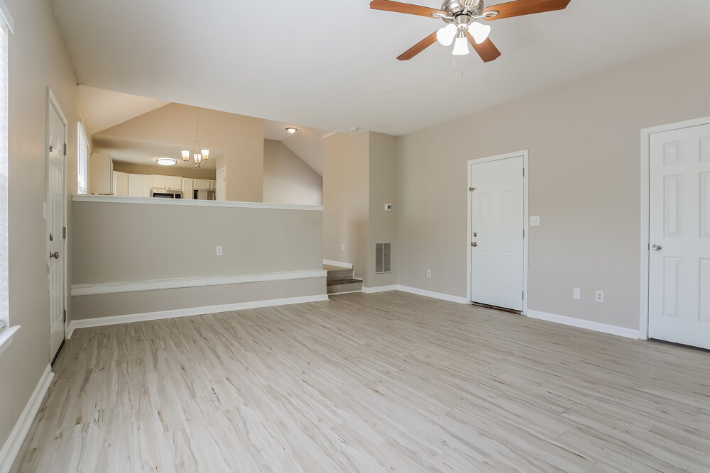 Building Photo - 3179 Lower Creek Dr