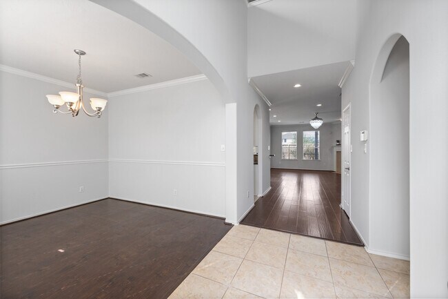 Building Photo - 1946 Hawthorne Brook Ln