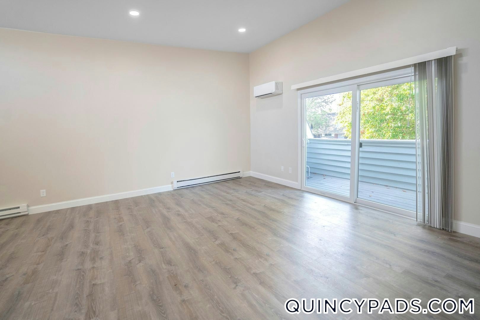 Building Photo - 63 Presidential Dr