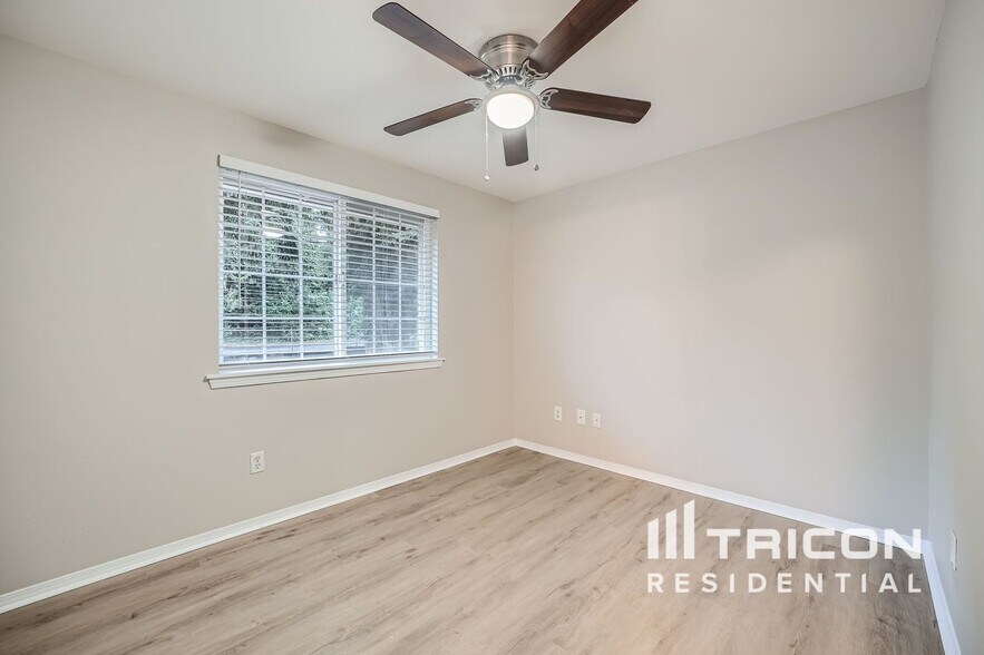 Building Photo - 20307 Larita Dr E