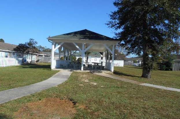 Building Photo - 2232 Trailwood Dr