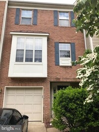 Building Photo - 2463 Clover Field Cir