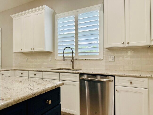 Building Photo - 9191 Cattail Run