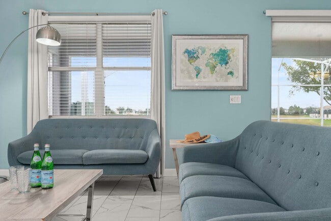 Building Photo - 1521 Flange Dr