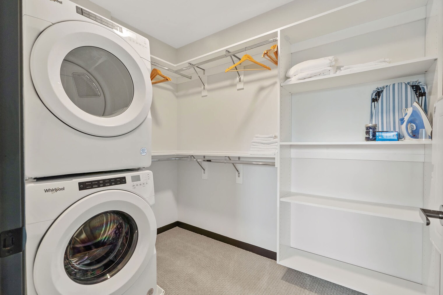 Building Photo - 423 E Michigan St