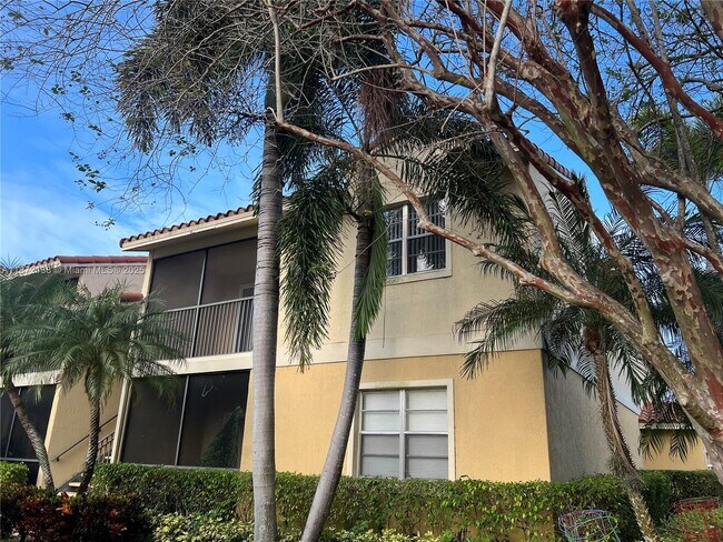 Building Photo - 1255 SW 46th Ave