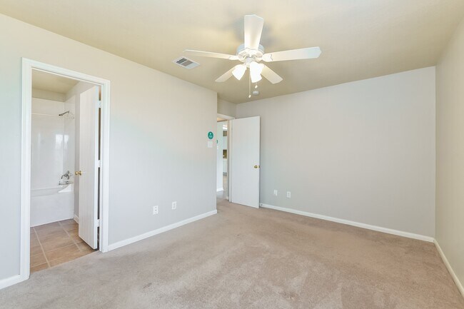 Building Photo - 13118 Kingston Point Ln