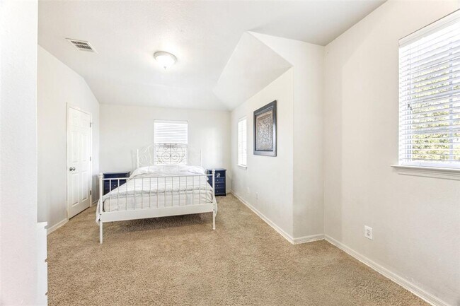 Building Photo - 4215 Windberry Ct