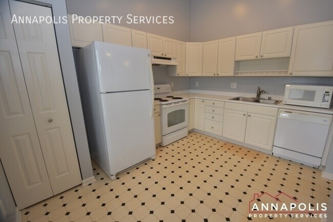 Building Photo - 694 Winding Stream Way