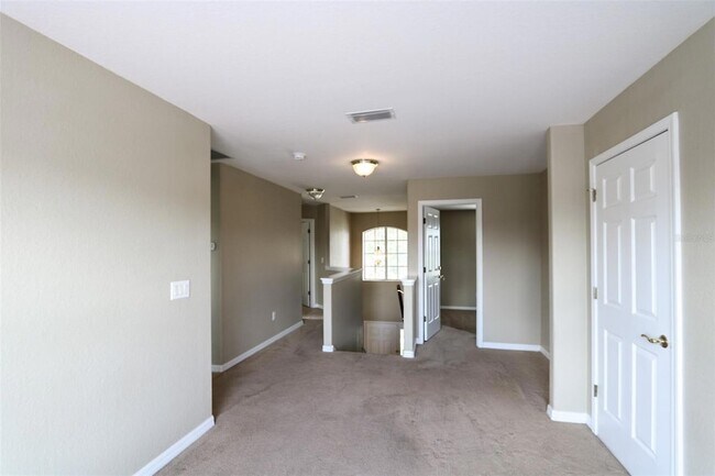 Building Photo - 9018 Pinebreeze Dr