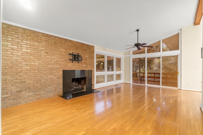 Building Photo - 4 Bed 3 Bath - Bethesda Single Family Home - Move In Ready