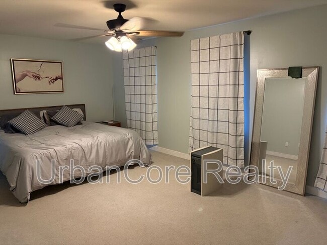 Building Photo - 7949 Flag Tail Dr