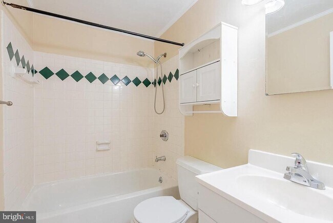 Building Photo - 3048 Silent Valley Dr