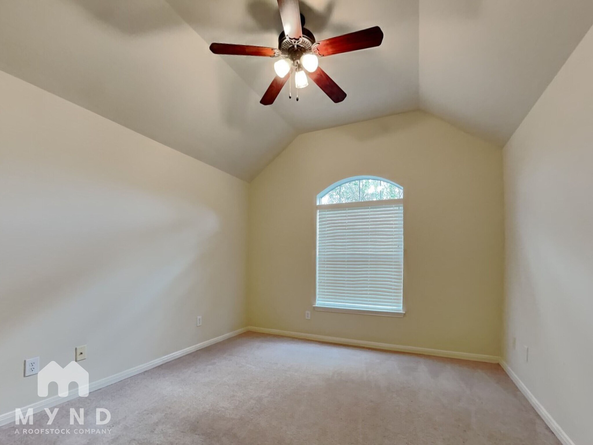 Building Photo - 28306 Peper Hollow Ln