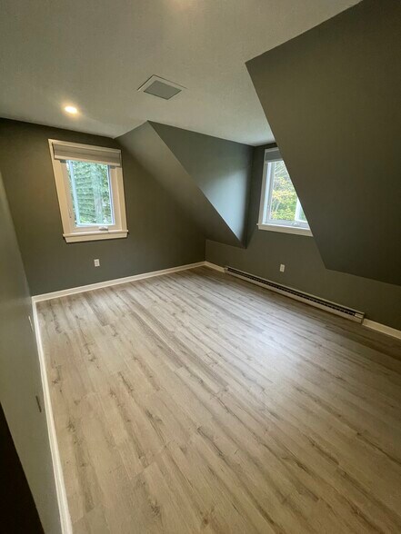 Building Photo - 1 Sahin Way