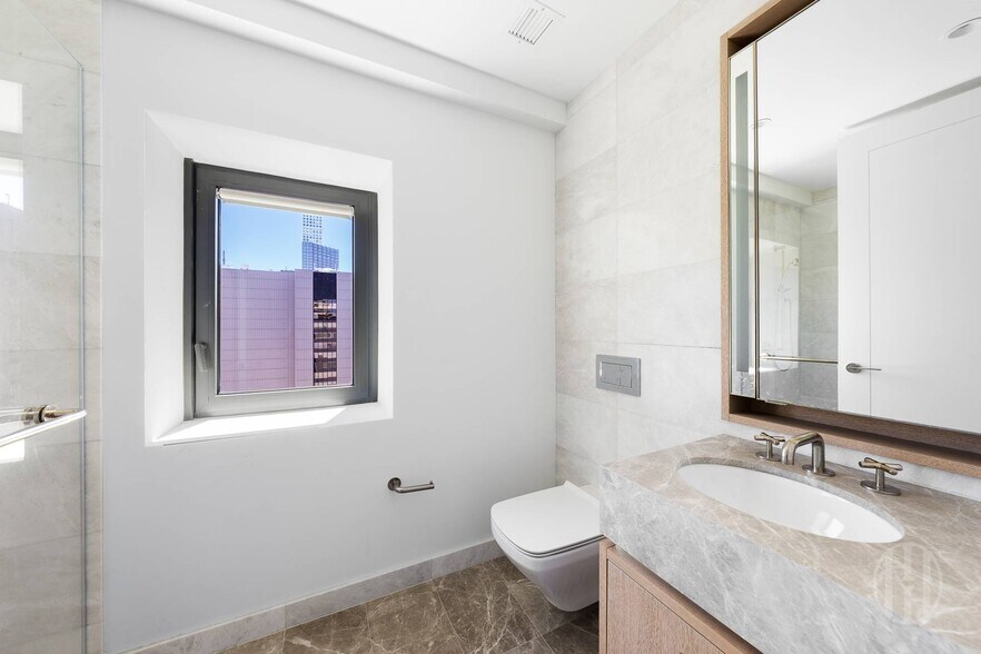 Building Photo - 111 W 56th St