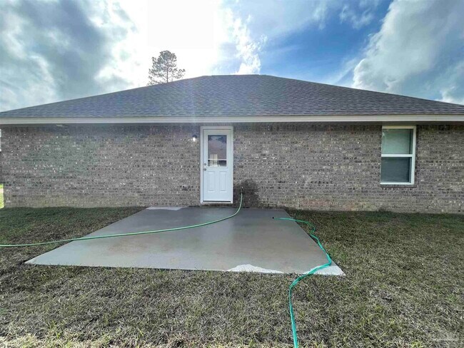 Building Photo - 6868 Branding Iron Ln
