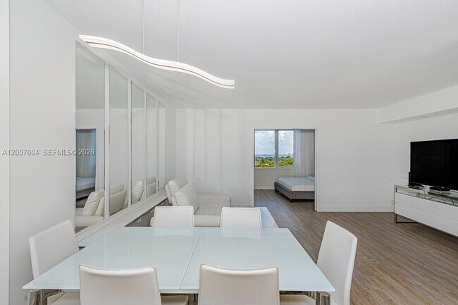 Building Photo - 2301 Collins Ave