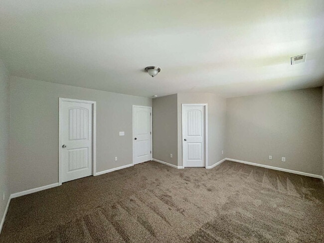 Building Photo - Modern 2 Story Townhome in Brightleaf Comm...