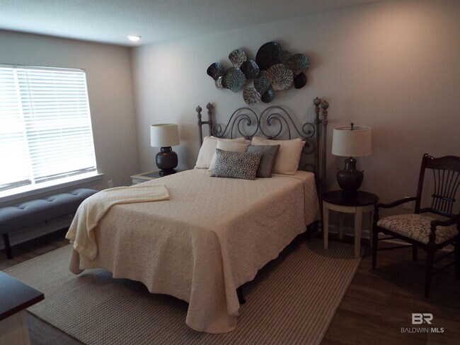 Building Photo - 23333 Shadowridge Dr