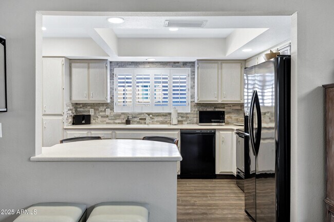 Building Photo - 25236 S Mohawk Dr